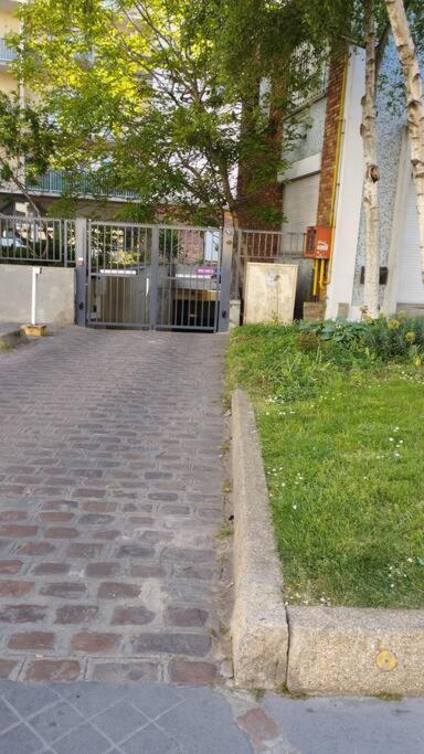 Joli Appart A 10 Minutes De Paris En Metro - Parking Offert Saint-Ouen  Exterior foto